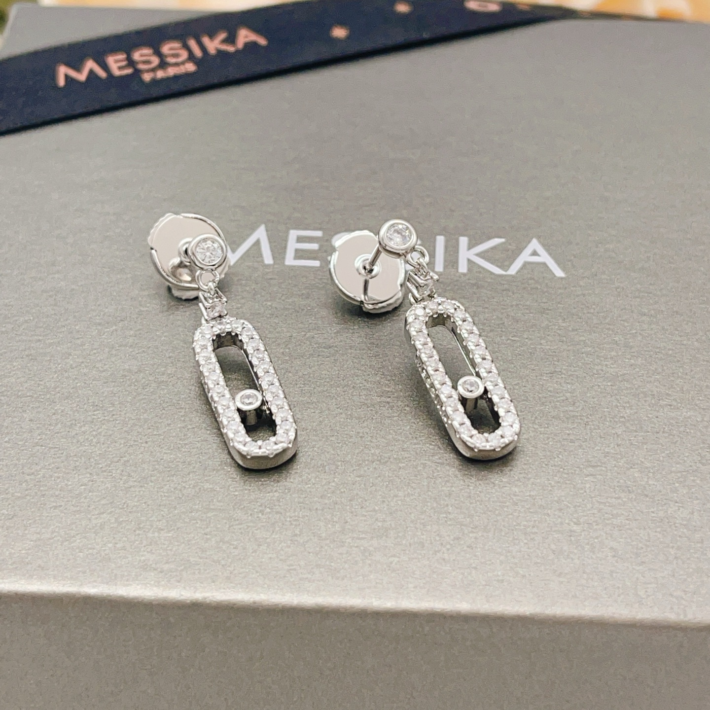Messika Move Uno earrings Silver-toned metal with clear diamonds One Size