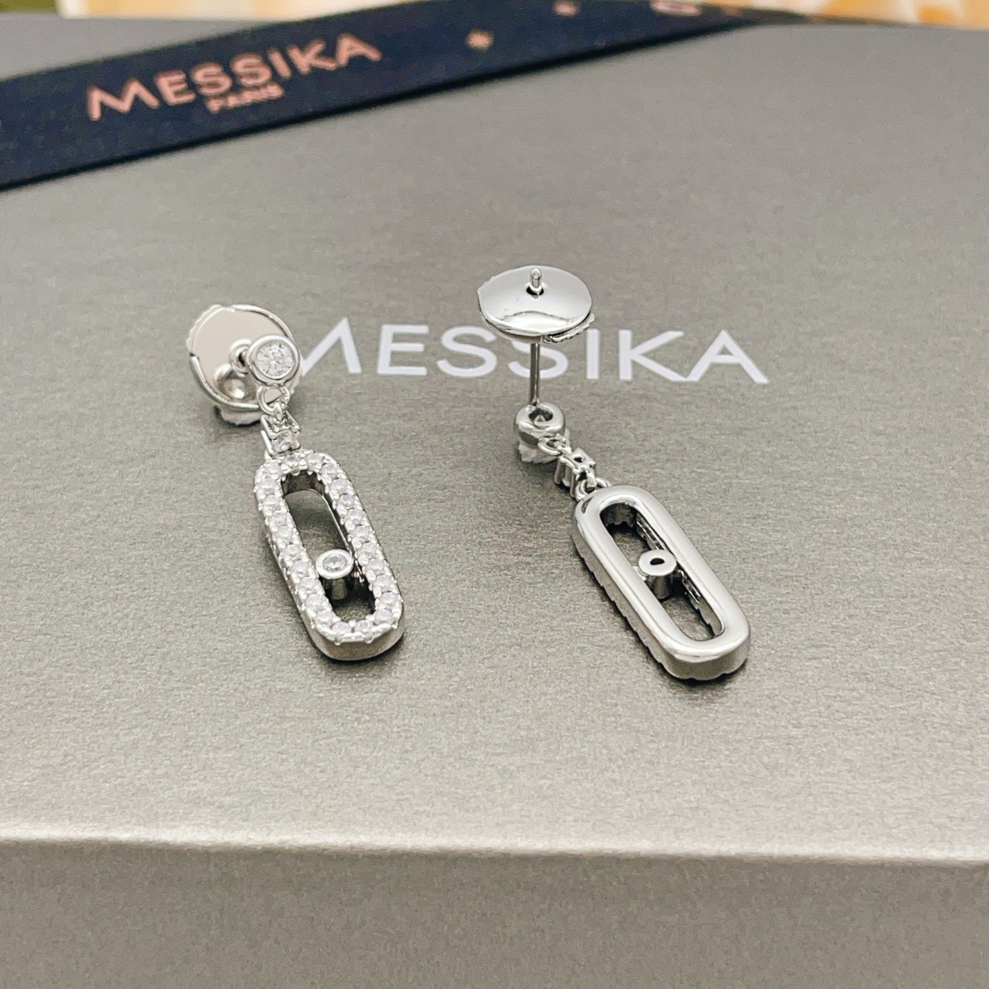 Messika Move Uno earrings Silver-toned metal with clear diamonds One Size
