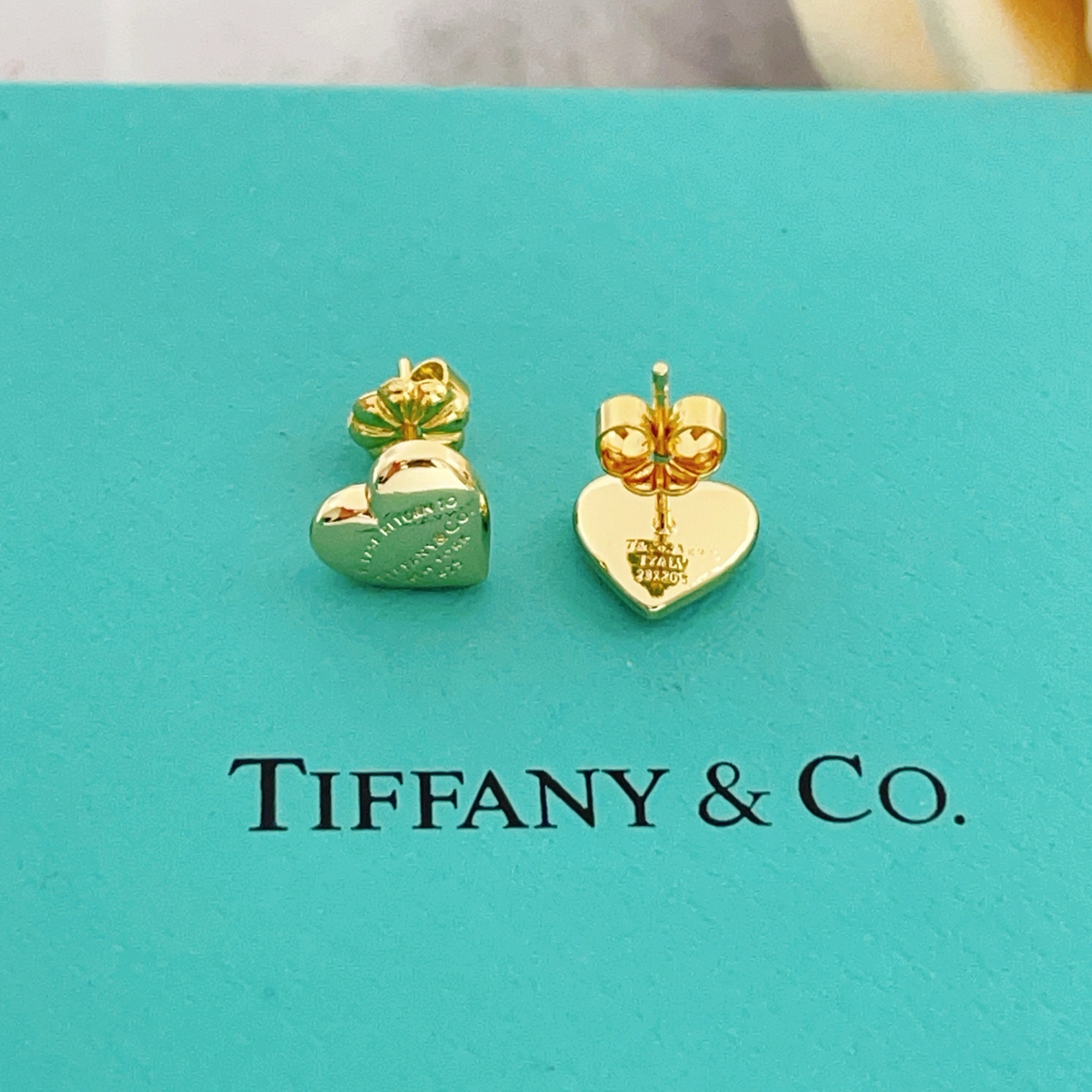 Tiffany Co Return to Tiffany Mini Heart earrings gold-toned metal no accent stones 8mm stud diameter