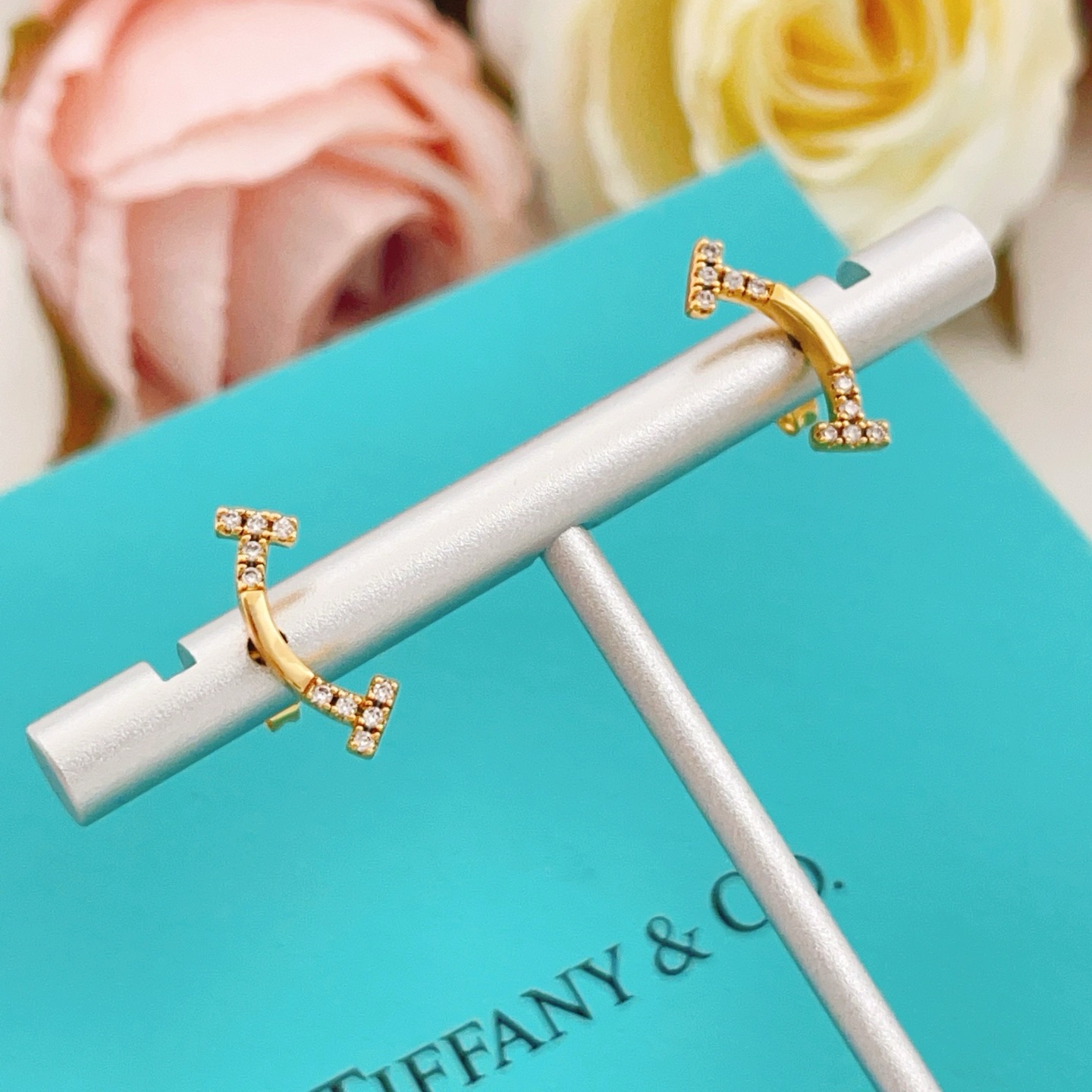 Tiffany Co T Smile earrings yellow gold with clear diamonds 12mm width