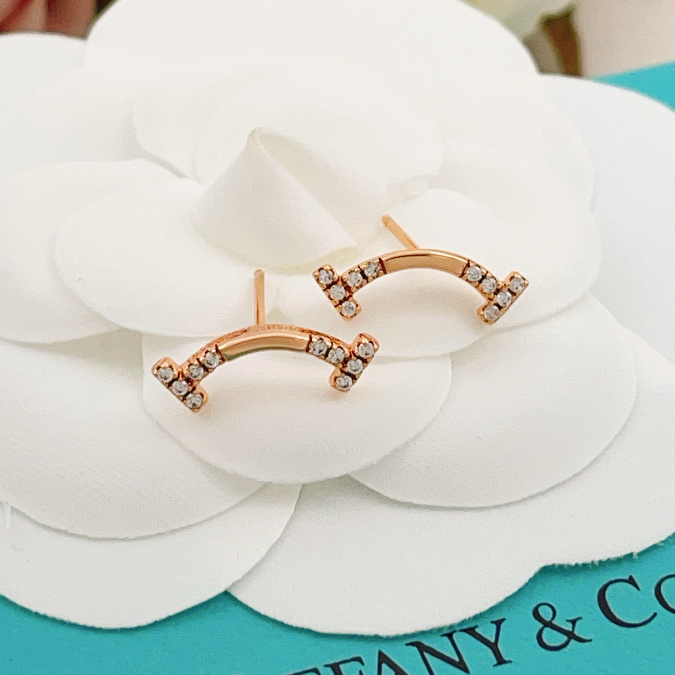 Tiffany Co T Smile earrings rose gold clear diamond 10mm width