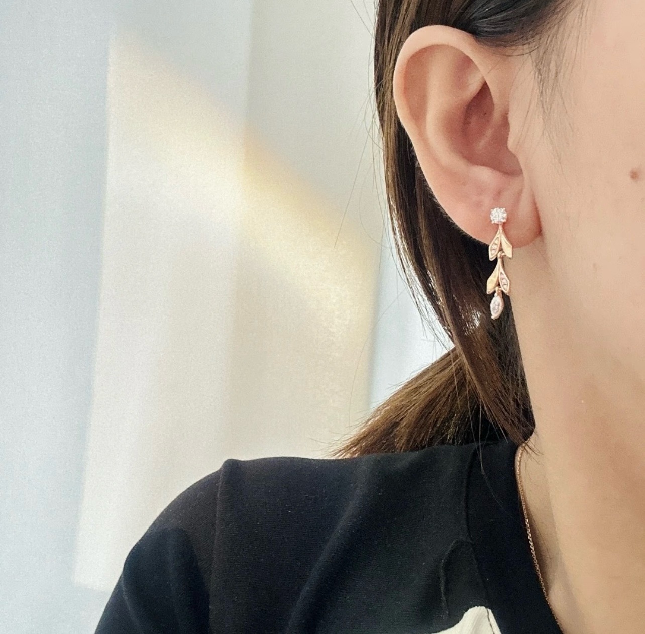 Tiffany Co Victoria Vine Drop Earrings earrings sterling silver with clear faceted gemstones 2 5cm drop length