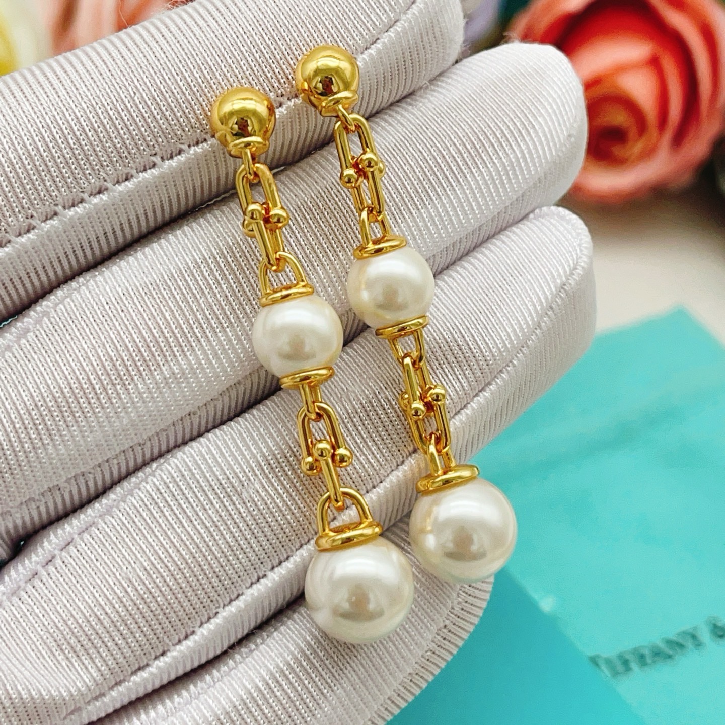 Tiffany Co HardWear Pearl Drop earrings gold-tone metal with white freshwater pearls 4 5cm drop length