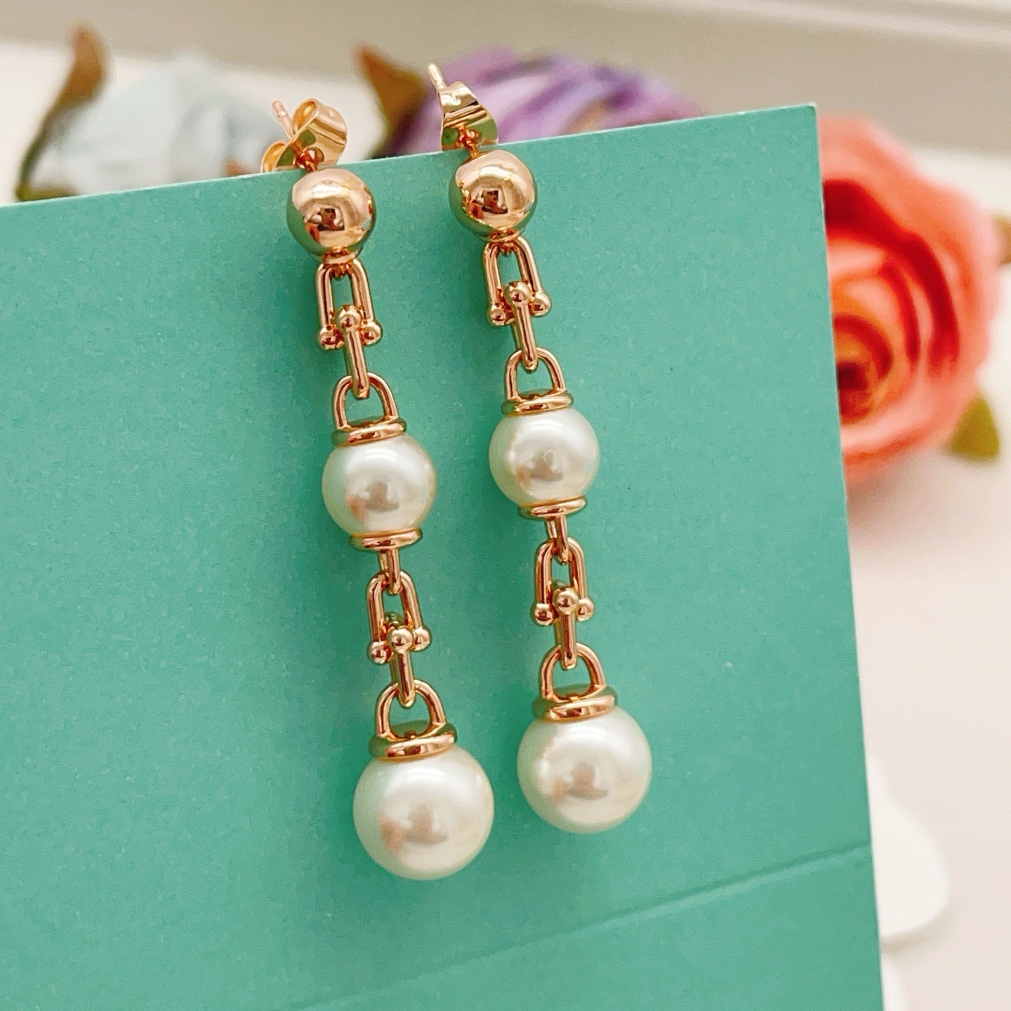 Tiffany Co HardWear Pearl Drop earrings rose gold metal white freshwater pearl 4 5cm drop length