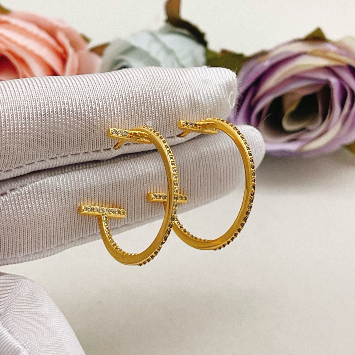 Tiffany Co T Wire Hoop earrings 18k yellow gold with clear diamond pave 25mm hoop diameter