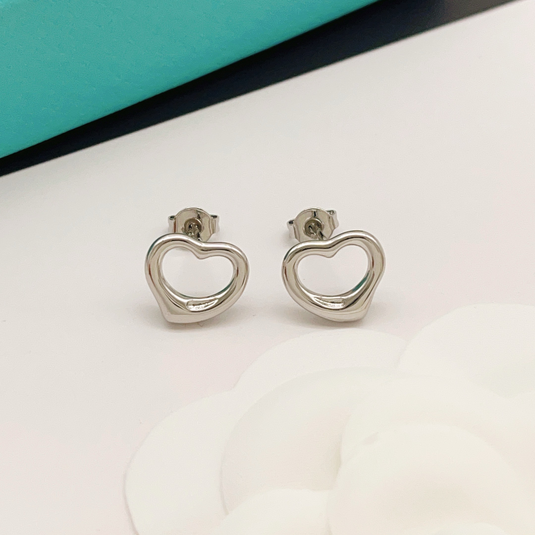 Tiffany Co Open Heart earrings sterling silver 11mm