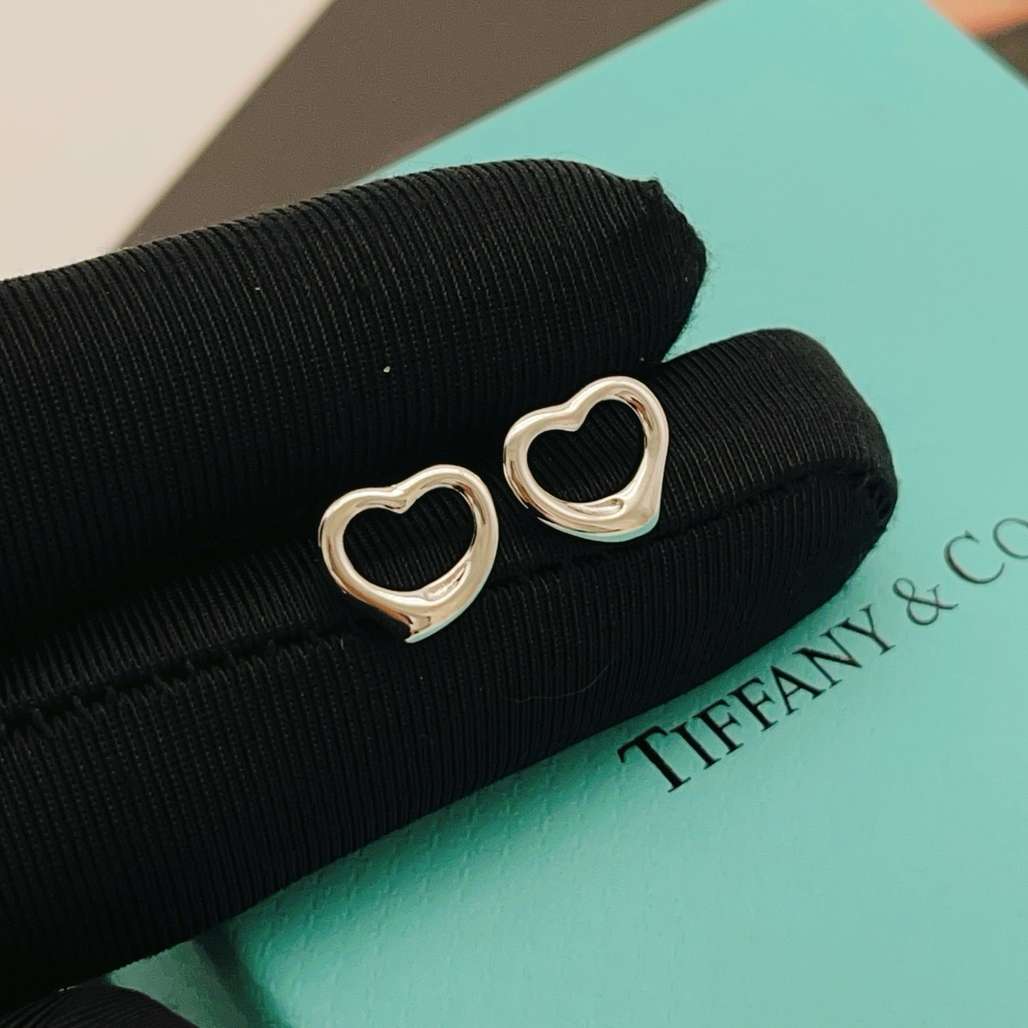 Tiffany Co Open Heart earrings sterling silver 11mm