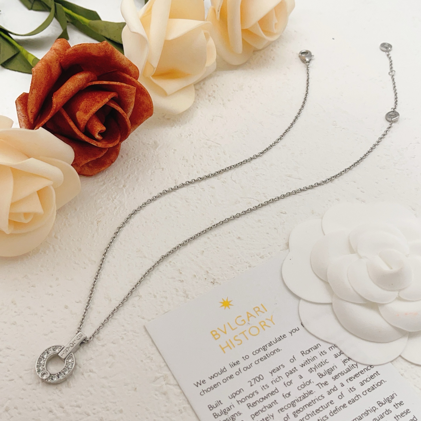 Bvlgari BVLGARIBvlgari necklace silver-toned metal with clear pave diamonds rose gold-toned metal with clear pave diamonds 40-45cm adjustable