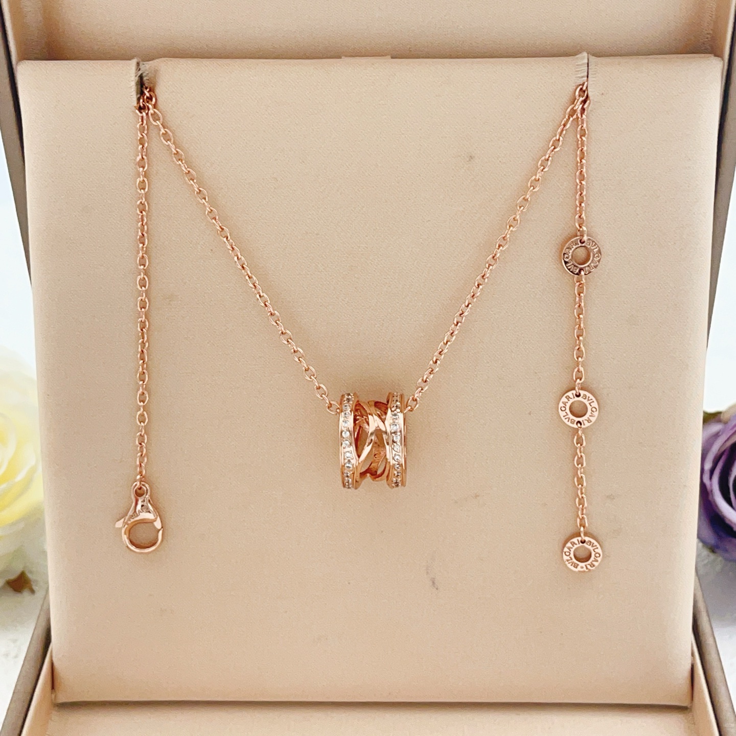 Bvlgari B zero1 necklace Rose gold with clear diamond accents 40-45cm adjustable