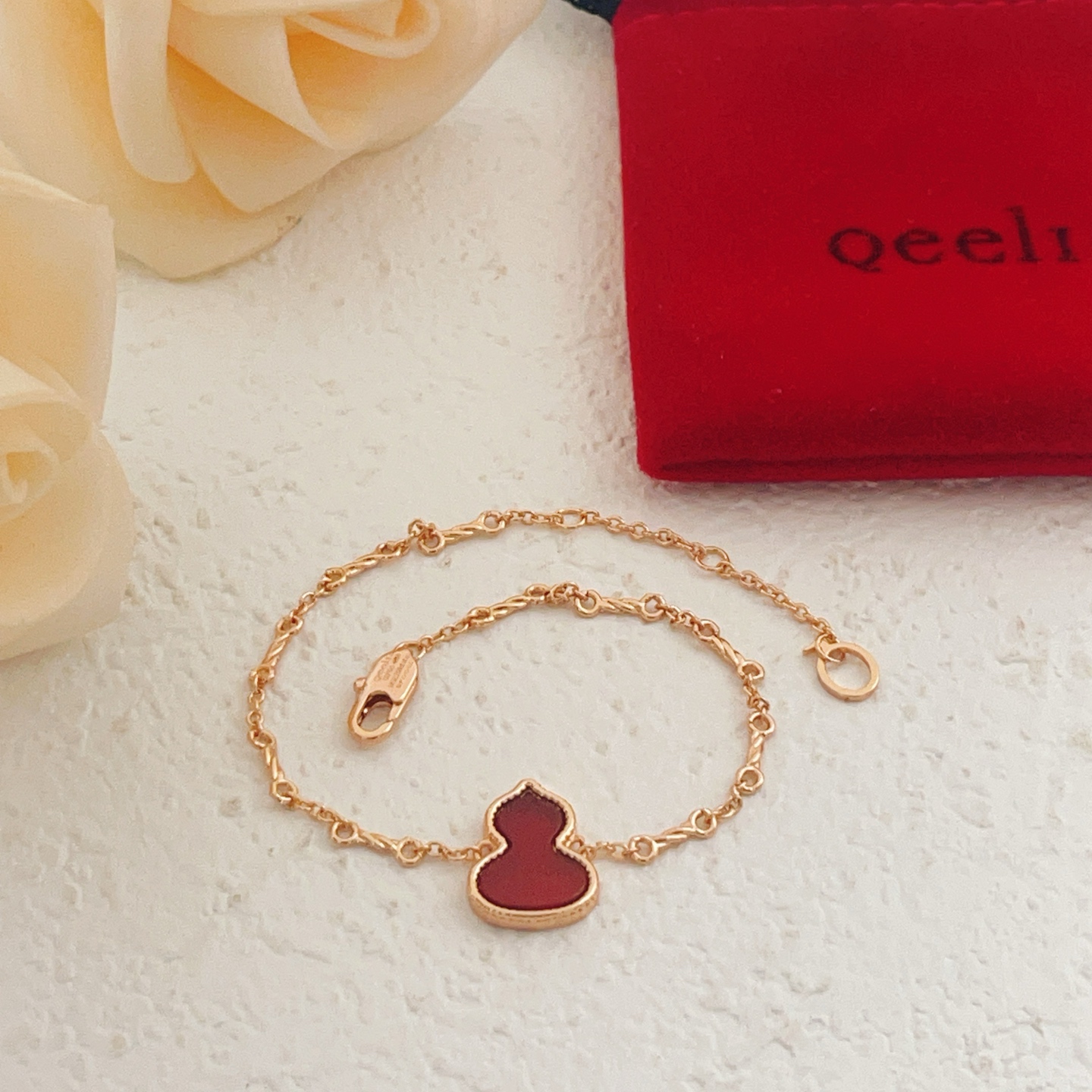 Qeelin Wulu bracelet Rose gold metal with red carnelian inlay 16-19cm adjustable