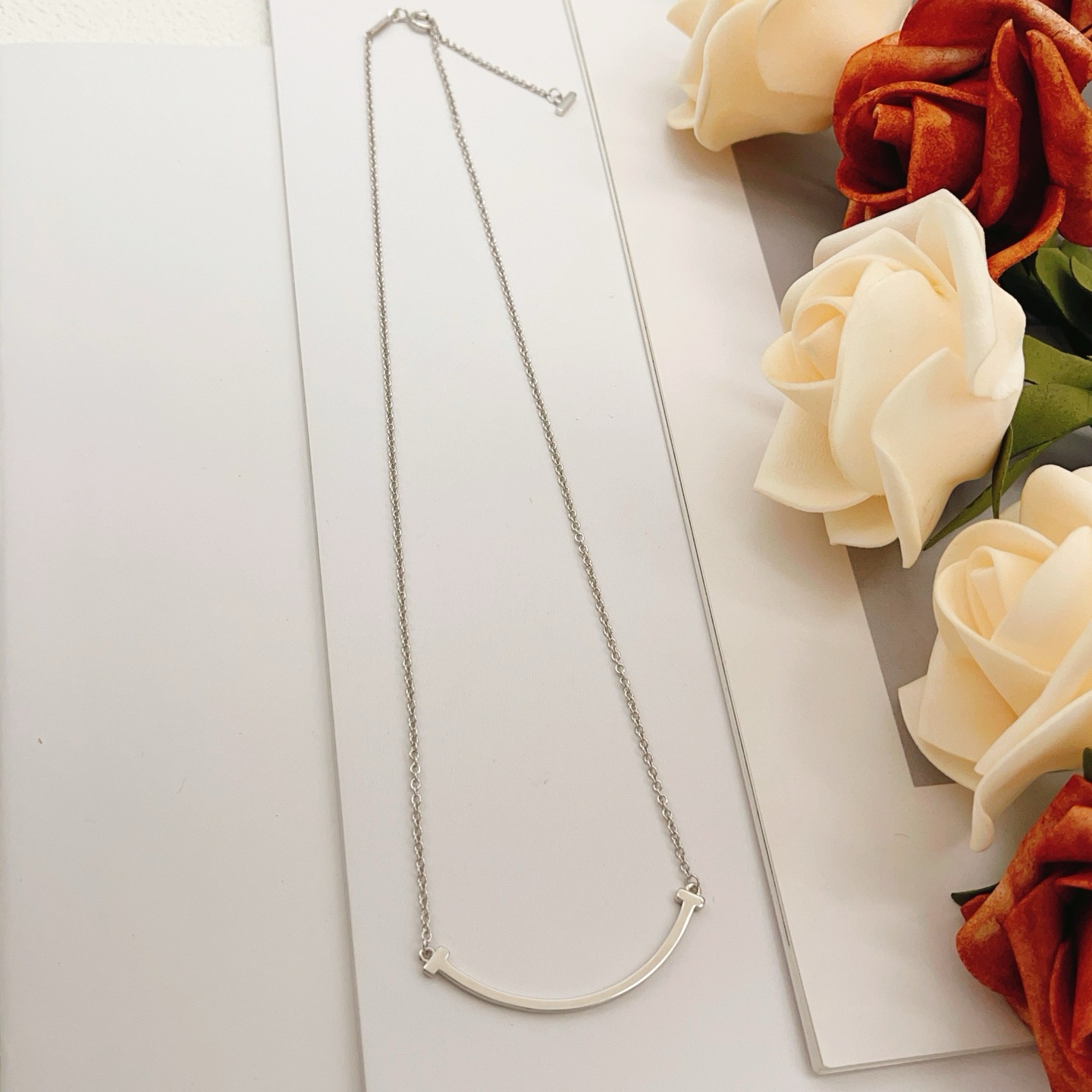 Tiffany Co T Smile necklace 18k rose gold 18k white gold 18k yellow gold no gemstones 16-18 inches adjustable