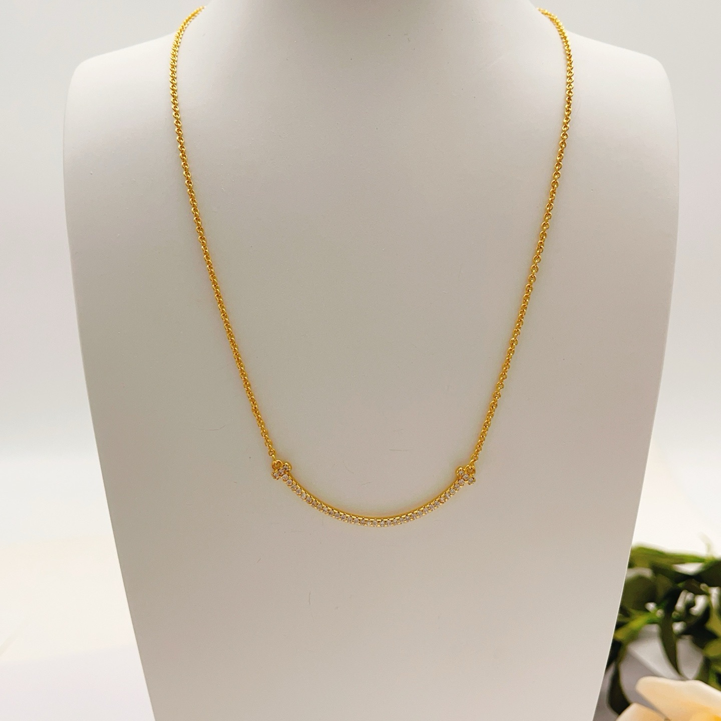Tiffany Co T Smile necklace yellow gold with clear diamond accents 16-18 inches adjustable