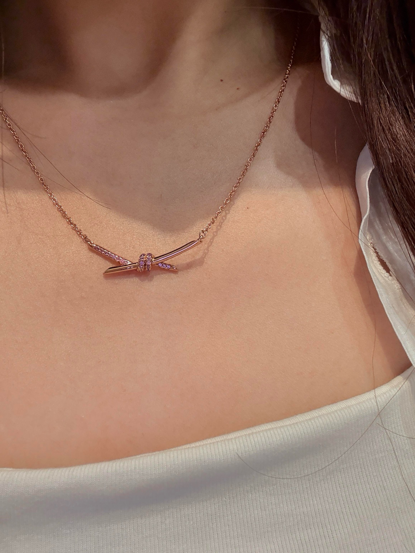 Tiffany Co Knot necklace 18K rose gold with ruby red gemstones 40-45cm adjustable