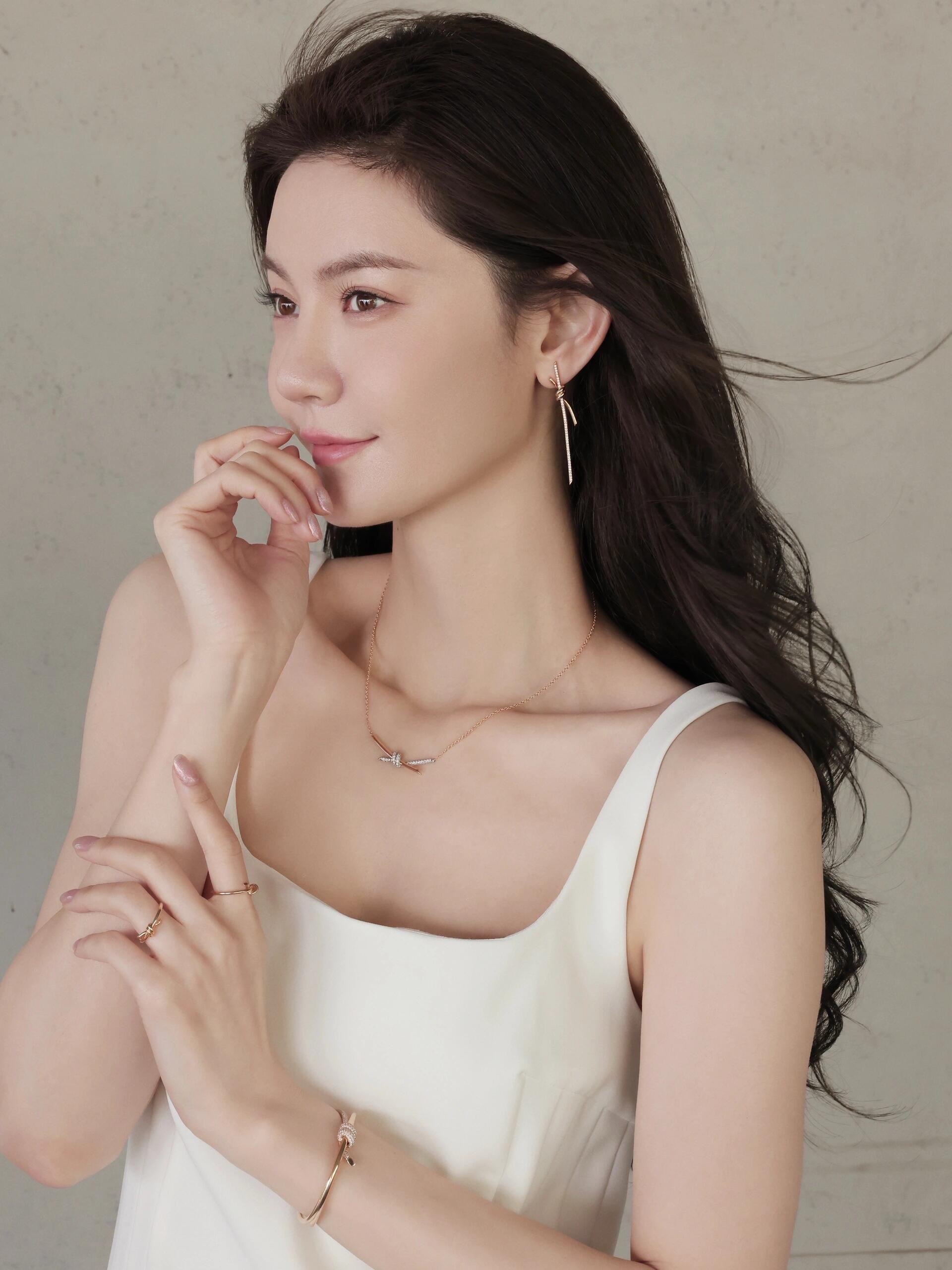 Tiffany Knot necklace 18k rose gold with clear diamonds 45cm