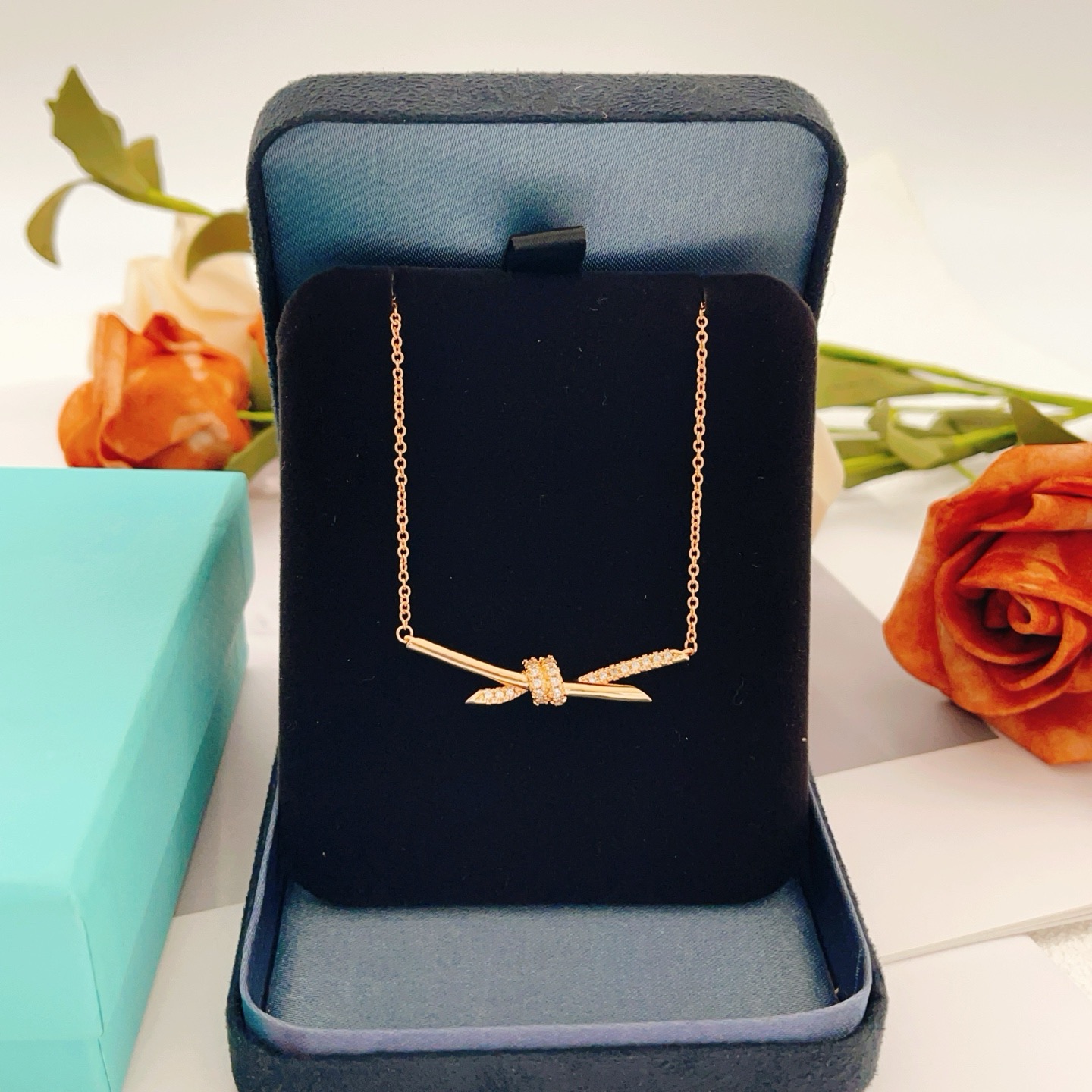 Tiffany Knot necklace 18k rose gold with clear diamonds 45cm