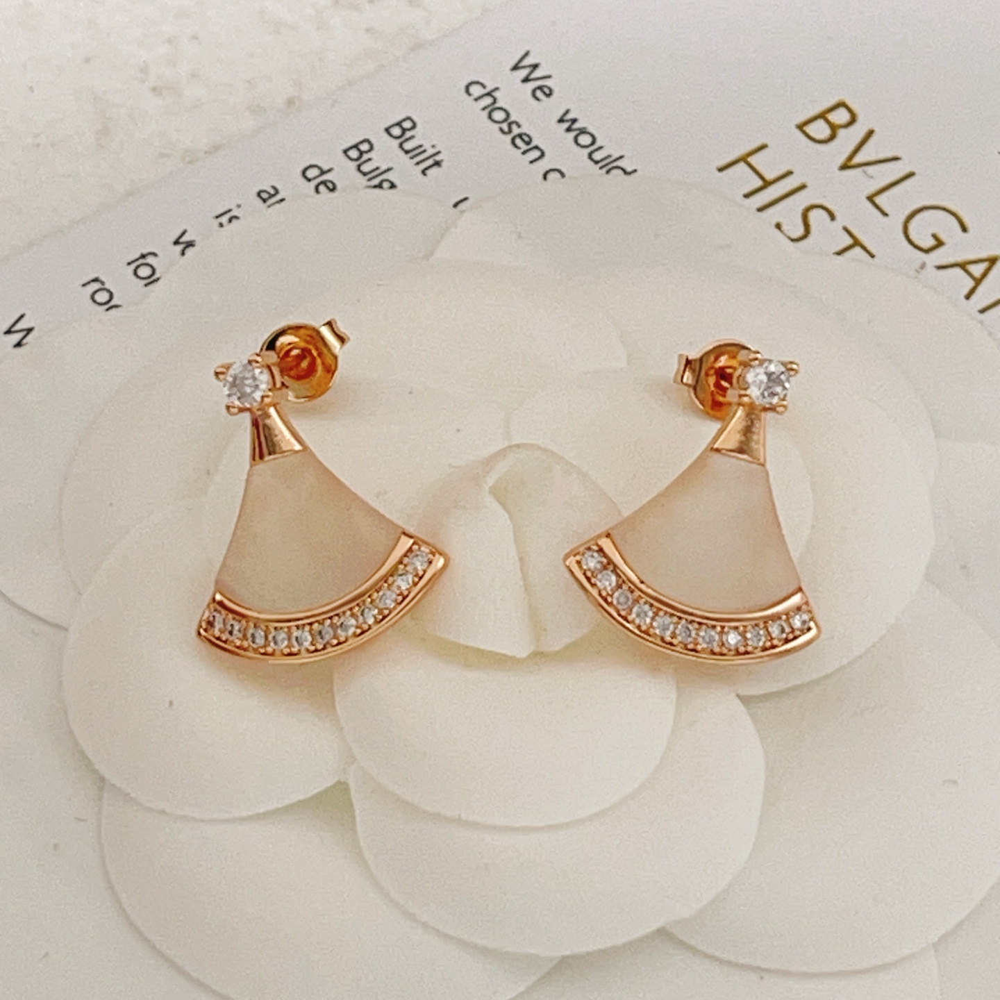 Bvlgari Divas Dream earrings Rose gold metal with white mother-of-pearl and clear diamond accents 1 6cm drop length