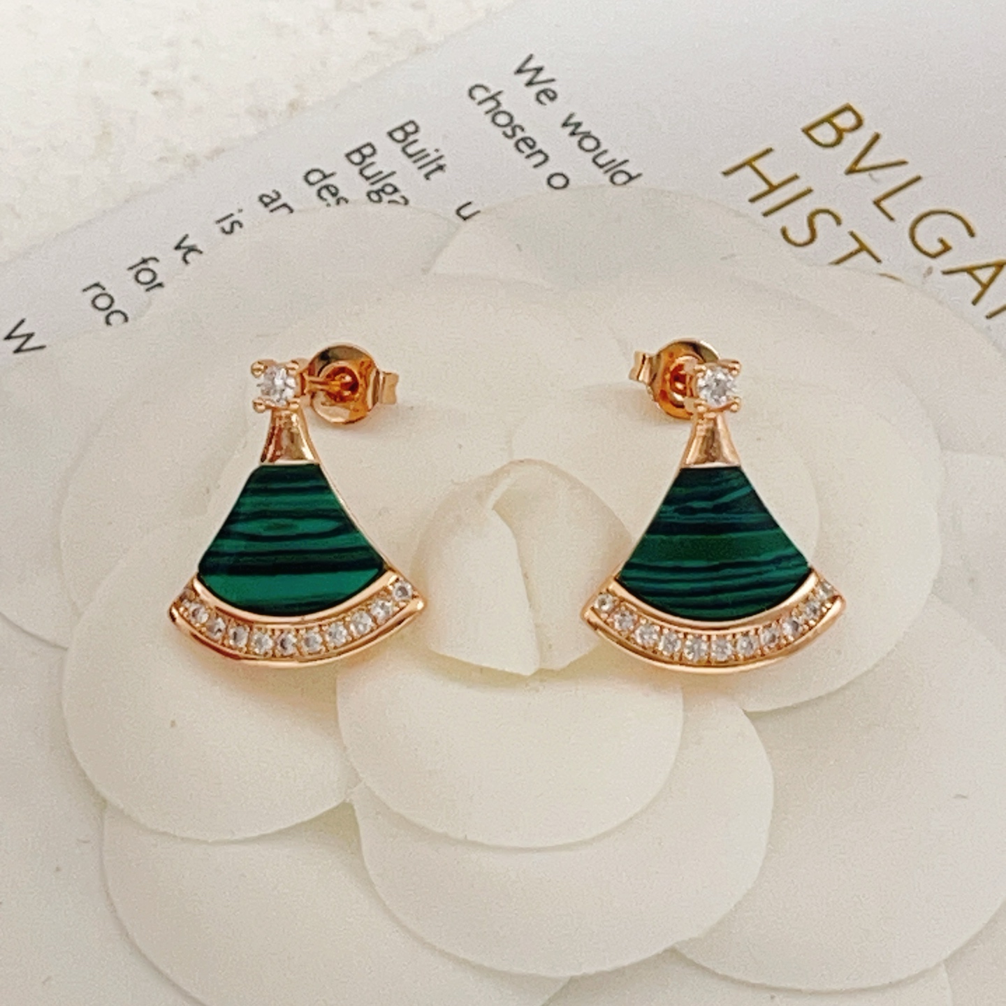 Bvlgari Divas Dream earrings Rose gold with green malachite and clear diamond accents 1 6cm drop length