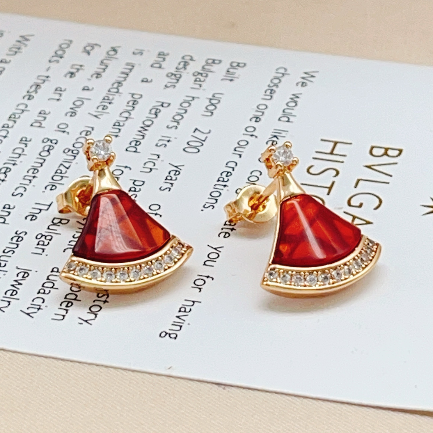 Bvlgari Divas Dream earrings rose gold metal with red carnelian and clear diamond accents 1 5cm earring length