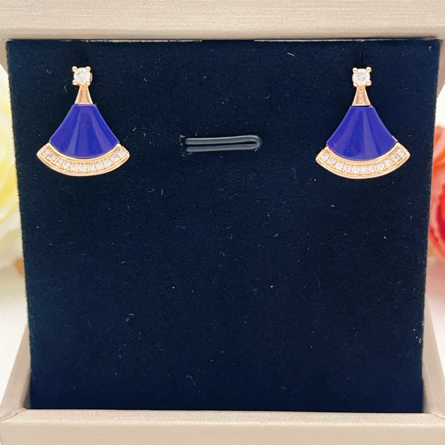 Bvlgari Divas Dream earrings Rose gold lapis lazuli blue clear diamond accents 1 6cm drop length