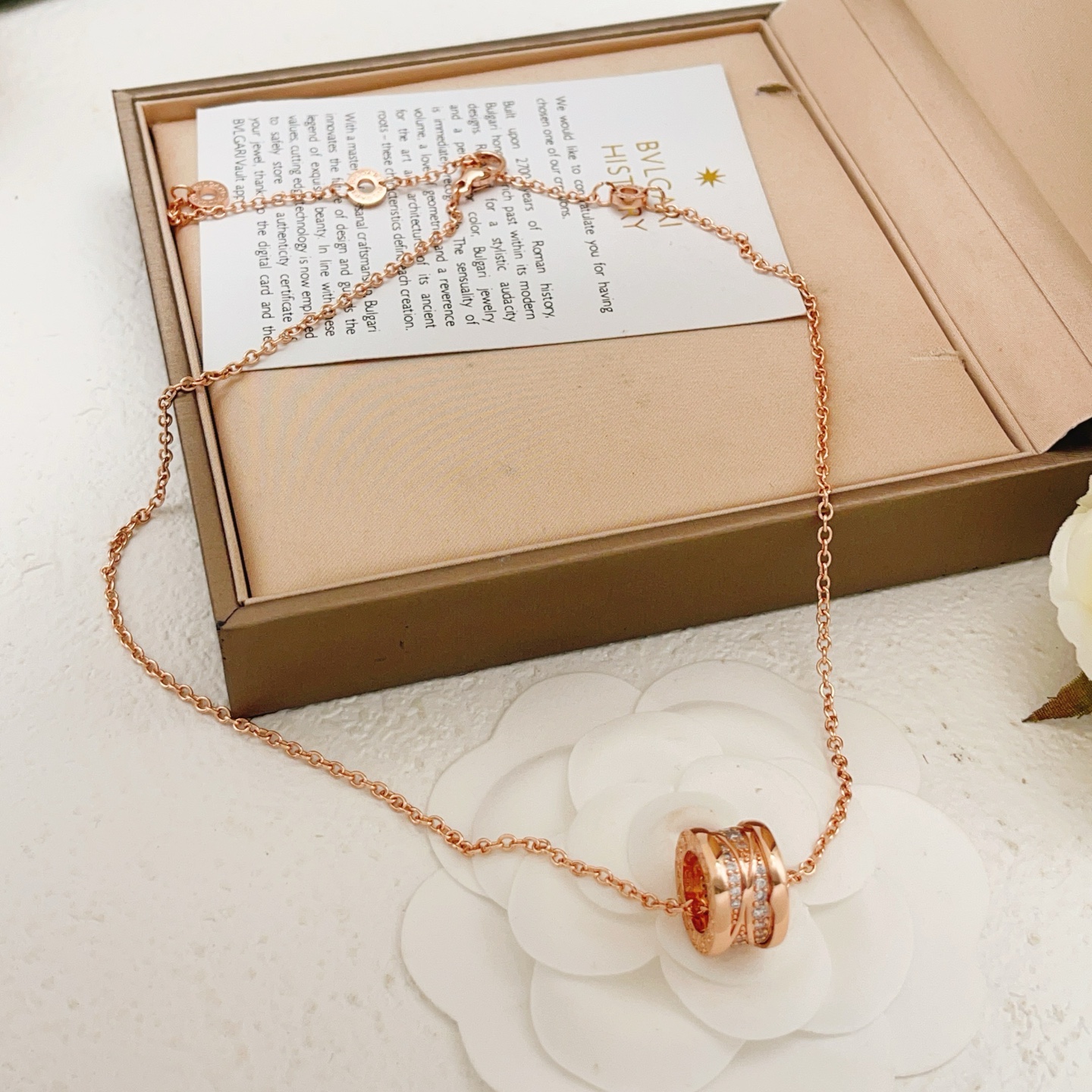 Bvlgari B zero1 necklace Rose gold with clear diamond pave accents 40-45cm adjustable