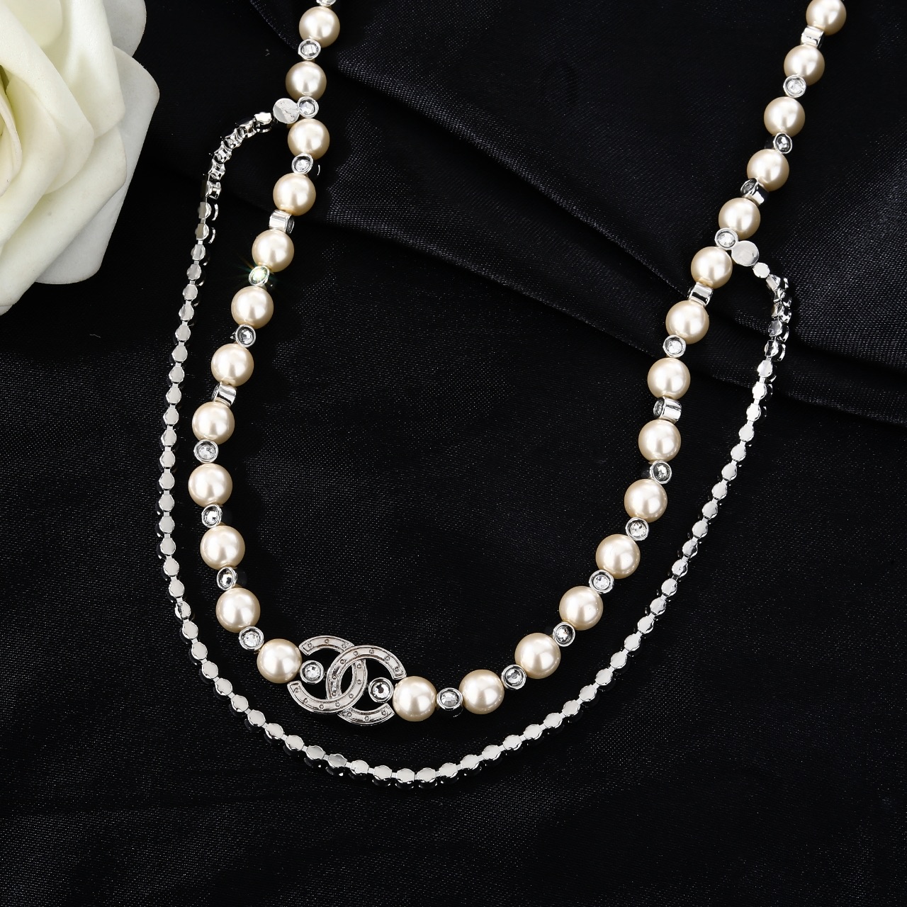 Chanel Goose necklace silver metal cream faux pearl clear crystal 80cm