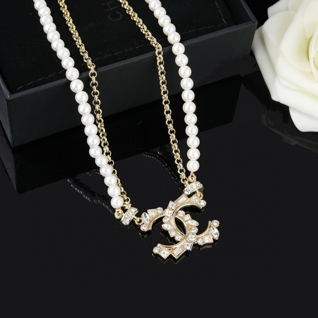 Chanel CC Crystal Pearl Choker necklace gold-tone metal white faux pearl clear crystal 40cm with 5cm extender