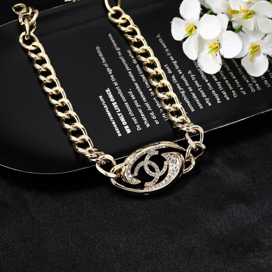 Chanel CC Crystal Curb Chain Choker necklace light gold metal with clear crystal accents 40cm with 5cm extender