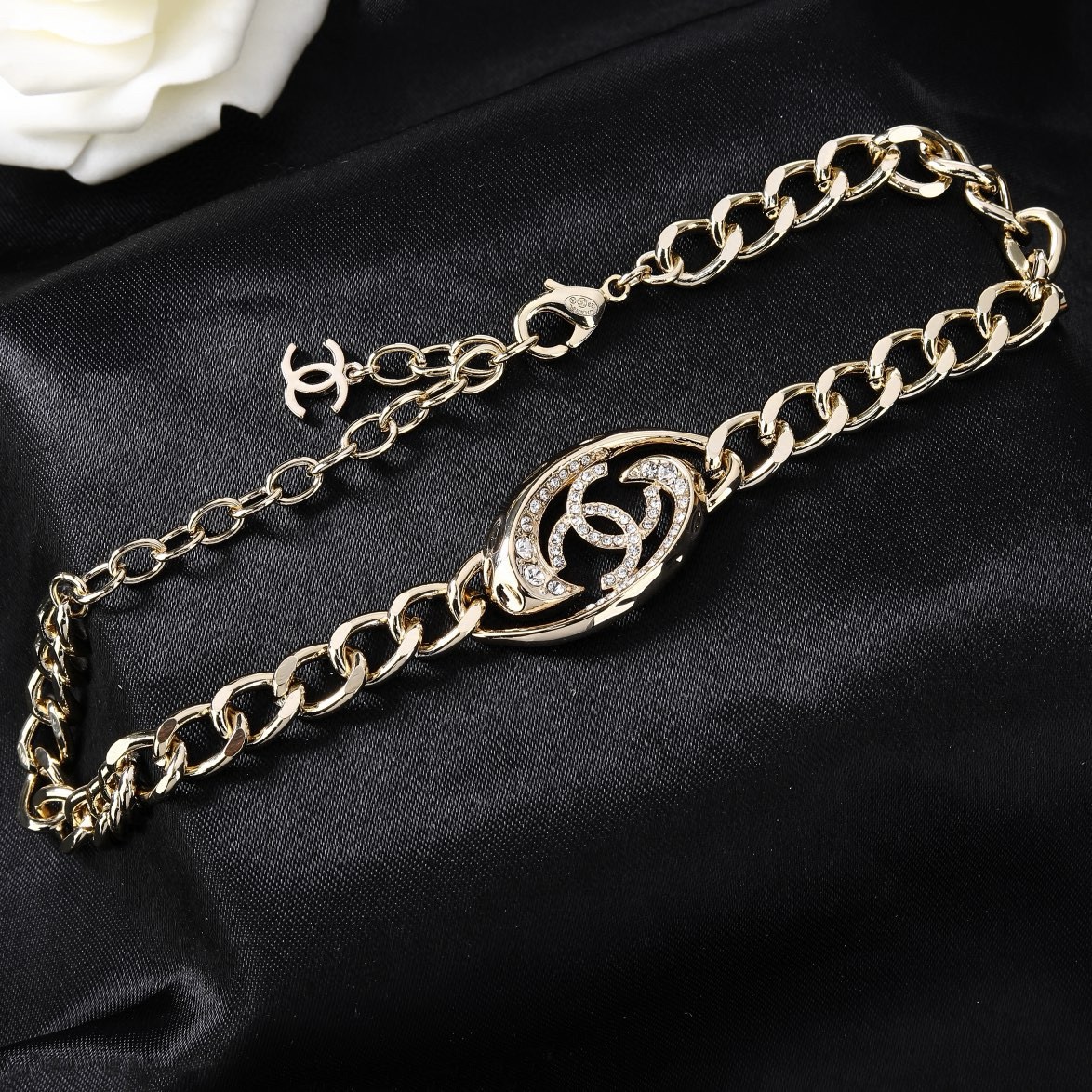 Chanel CC Crystal Curb Chain Choker necklace light gold metal with clear crystal accents 40cm with 5cm extender