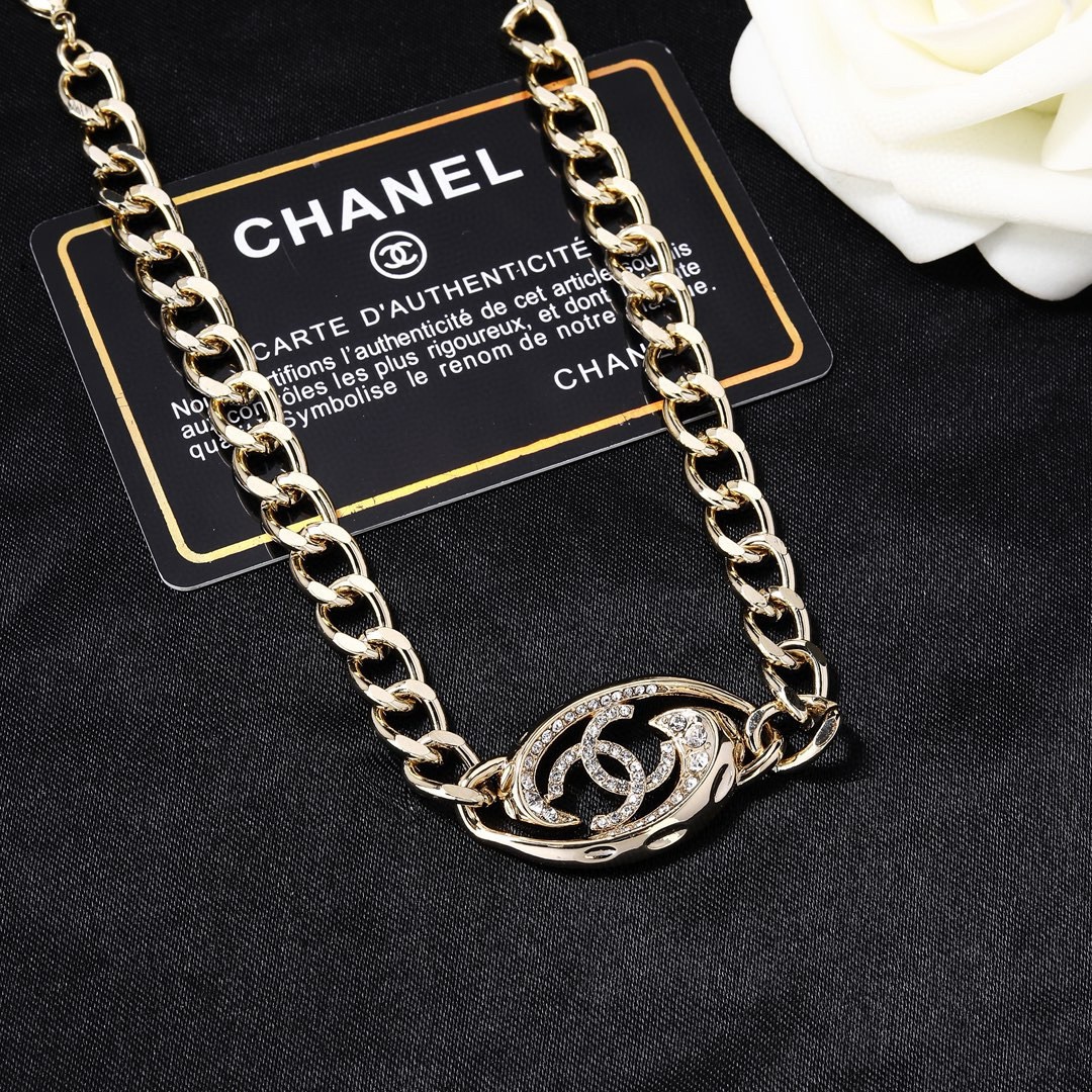 Chanel CC Crystal Curb Chain Choker necklace light gold metal with clear crystal accents 40cm with 5cm extender
