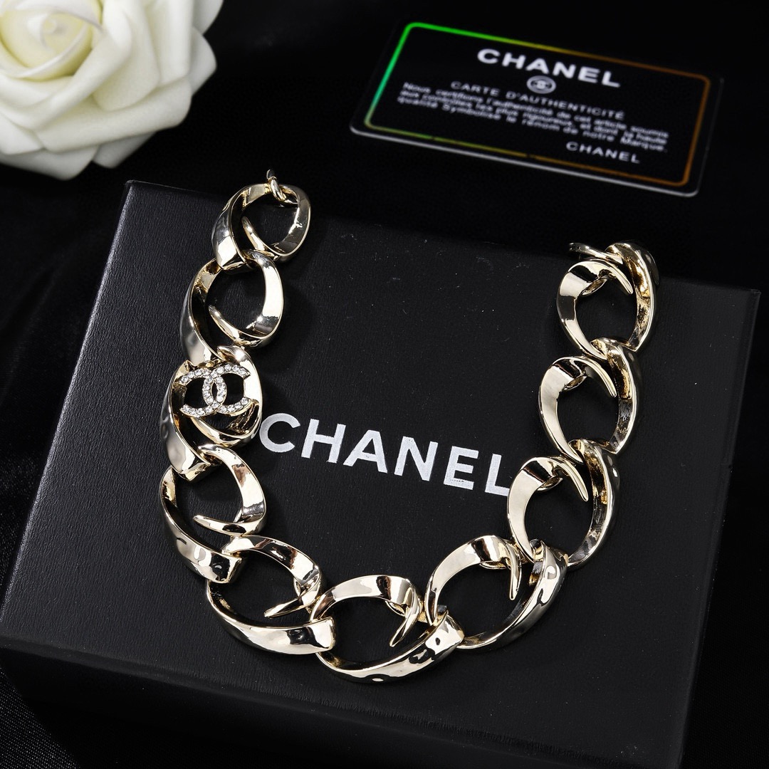 Chanel CC Crystal Chunky Chain Choker necklace light gold metal with clear crystal accents 40cm with 5cm extender