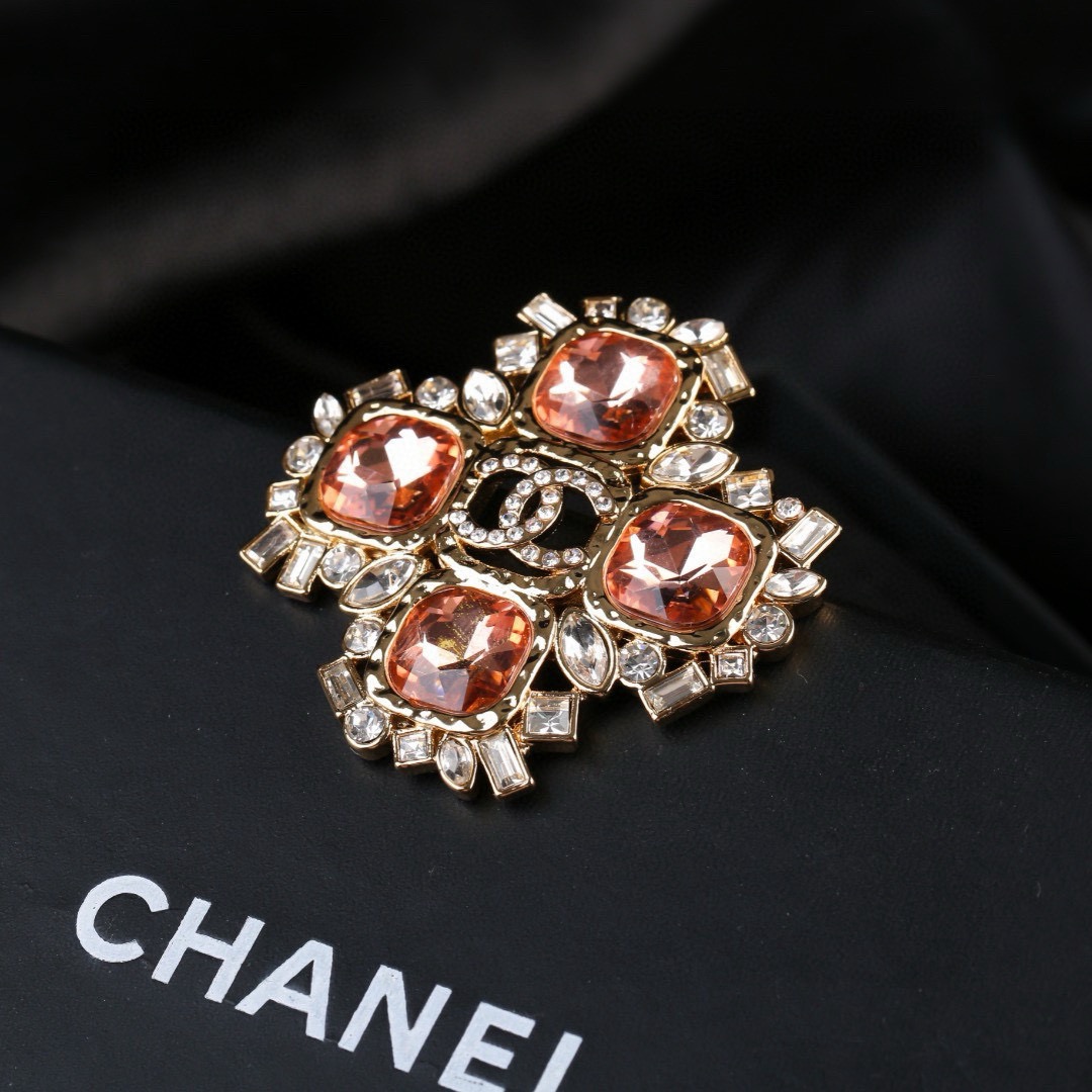 Chanel CC Logo Crystal Brooch brooch gold tone metal with peach cushion crystals and clear faceted crystals 4cm width