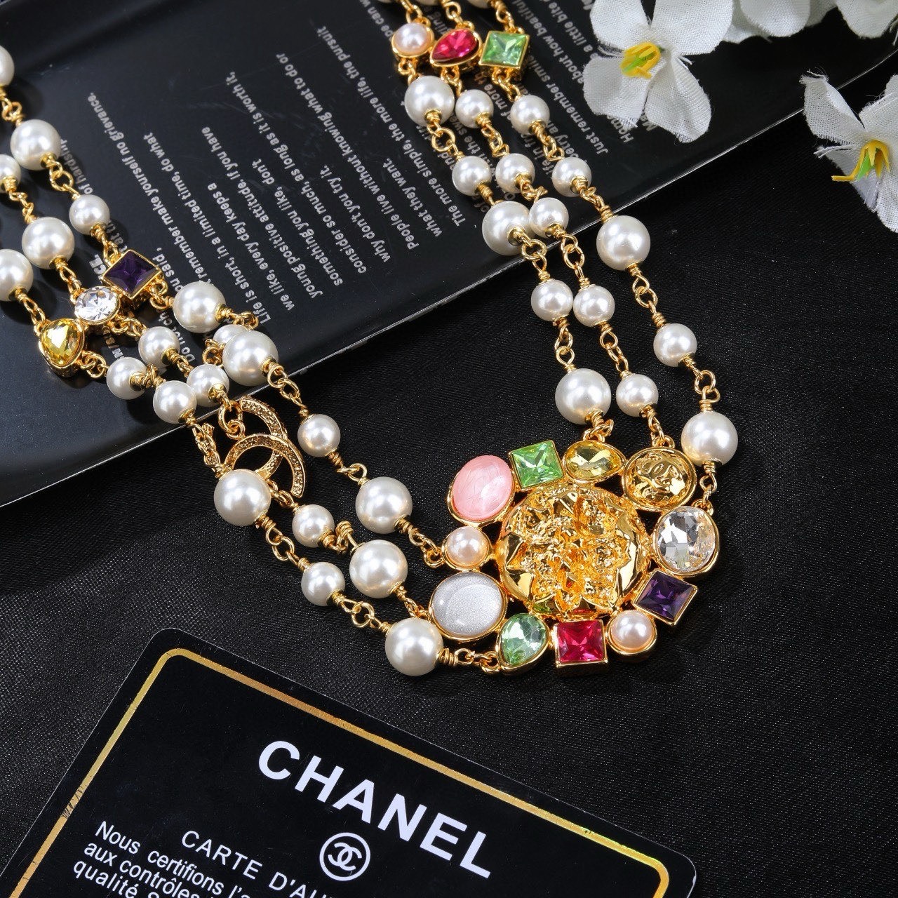 Chanel 2025 26 necklace gold white