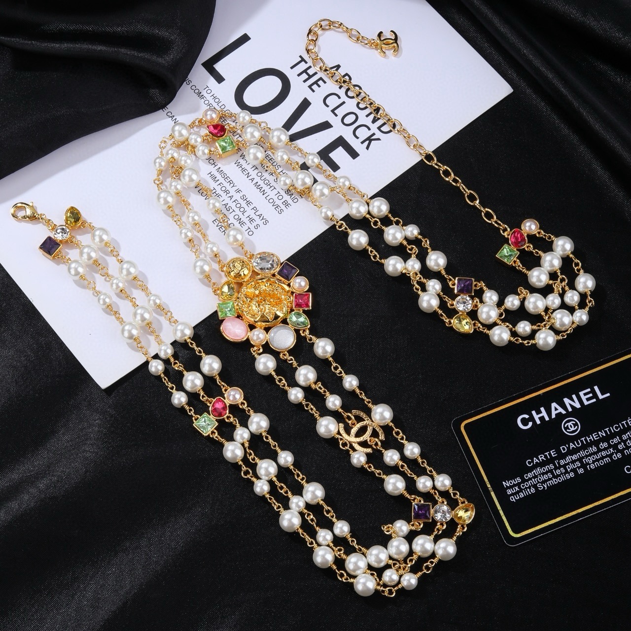 Chanel 2025 26 necklace gold white