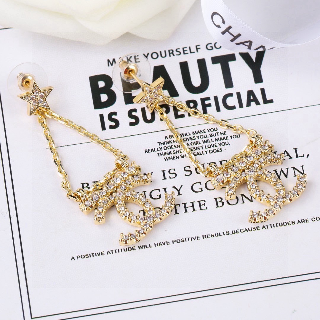 Chanel CC Star Chain Drop Earrings earrings gold-tone metal with clear crystal accents 4 5cm drop length