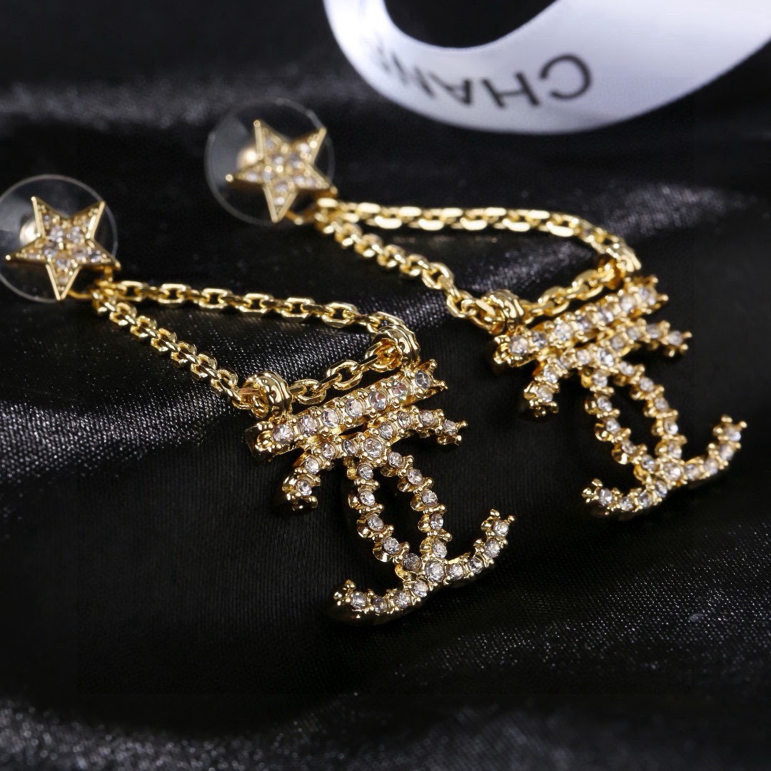Chanel CC Star Chain Drop Earrings earrings gold-tone metal with clear crystal accents 4 5cm drop length