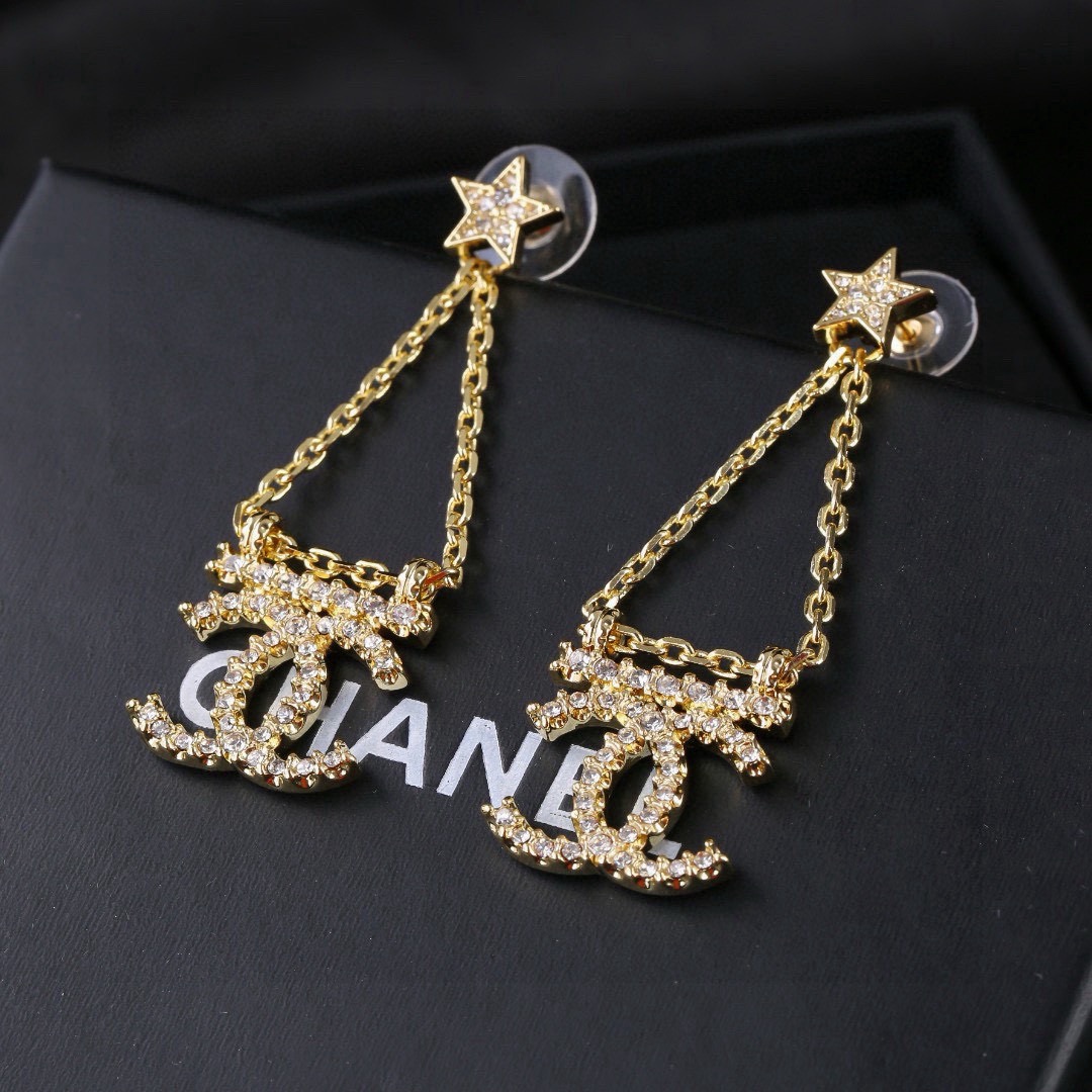Chanel CC Star Chain Drop Earrings earrings gold-tone metal with clear crystal accents 4 5cm drop length