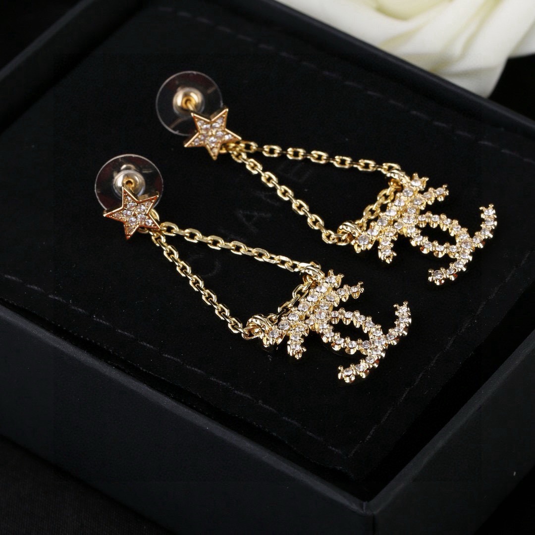 Chanel CC Star Chain Drop Earrings earrings gold-tone metal with clear crystal accents 4 5cm drop length