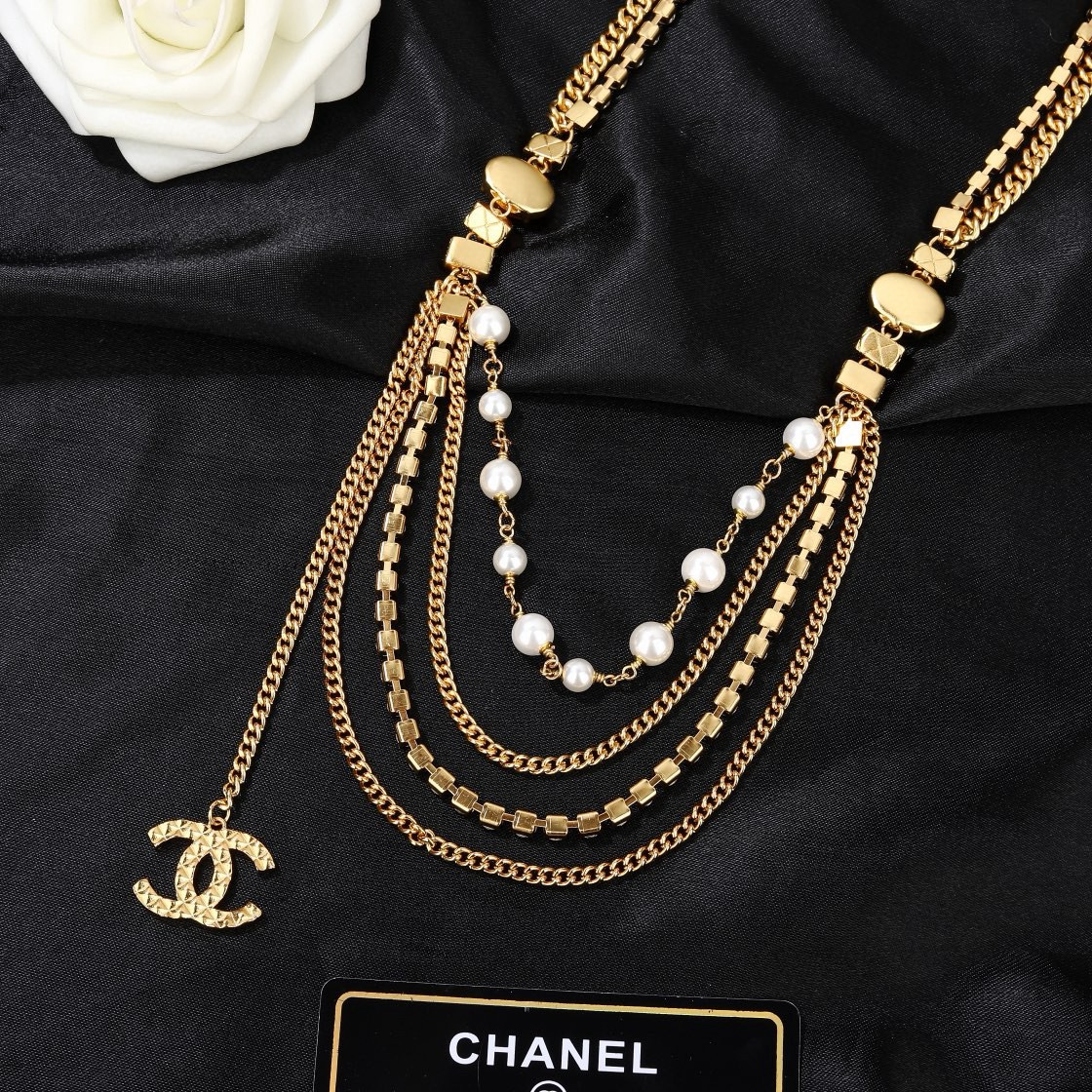 Chanel CC Logo Multi-Strand Pearl Crystal Waist Chain necklace Gold-tone metal white faux pearl clear crystal coral pink enamel 85cm