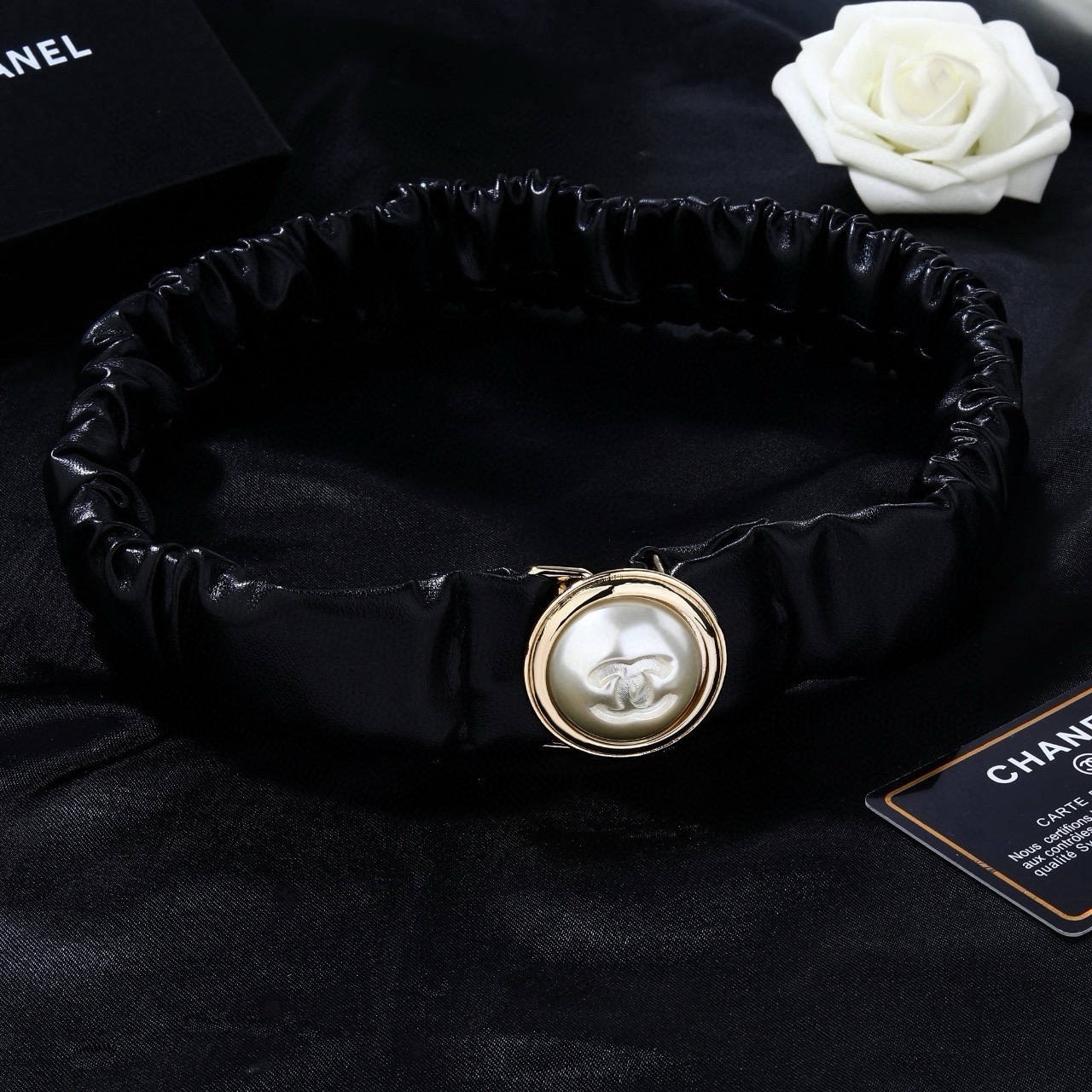 Chanel Goose series necklace black faux leather gold-tone metal white faux pearl 38cm