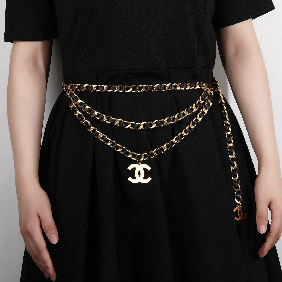 Chanel CC Logo Leather Woven Chain Belt necklace Gold-tone metal with black leather interwoven gold CC logo charms 105cm