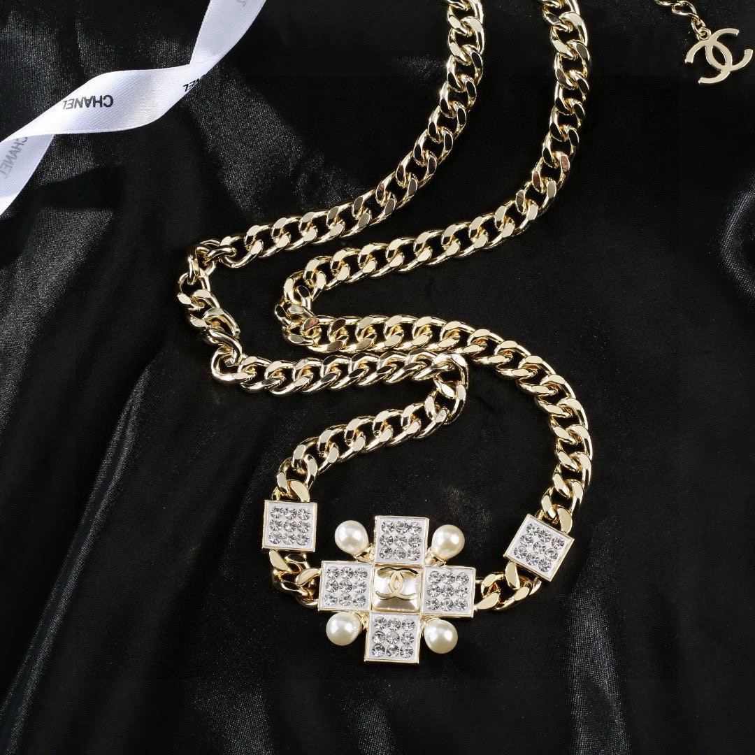 Chanel CC Cross Crystal Pearl Chain necklace Gold-tone metal clear crystal white pearl 80cm