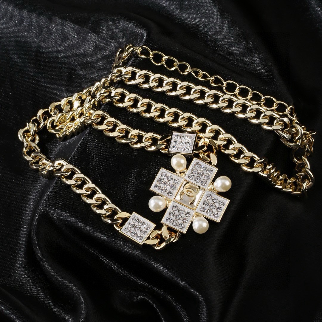 Chanel CC Cross Crystal Pearl Chain necklace Gold-tone metal clear crystal white pearl 80cm