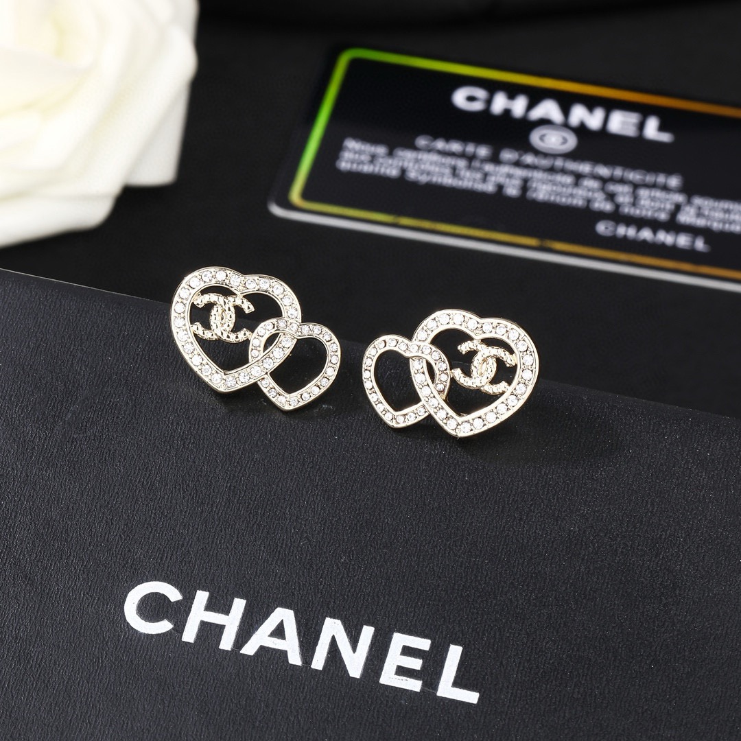 Chanel Interlocking CC Double Heart Crystal Stud Earrings earrings light gold tone metal with clear crystal accents 2cm width per earring