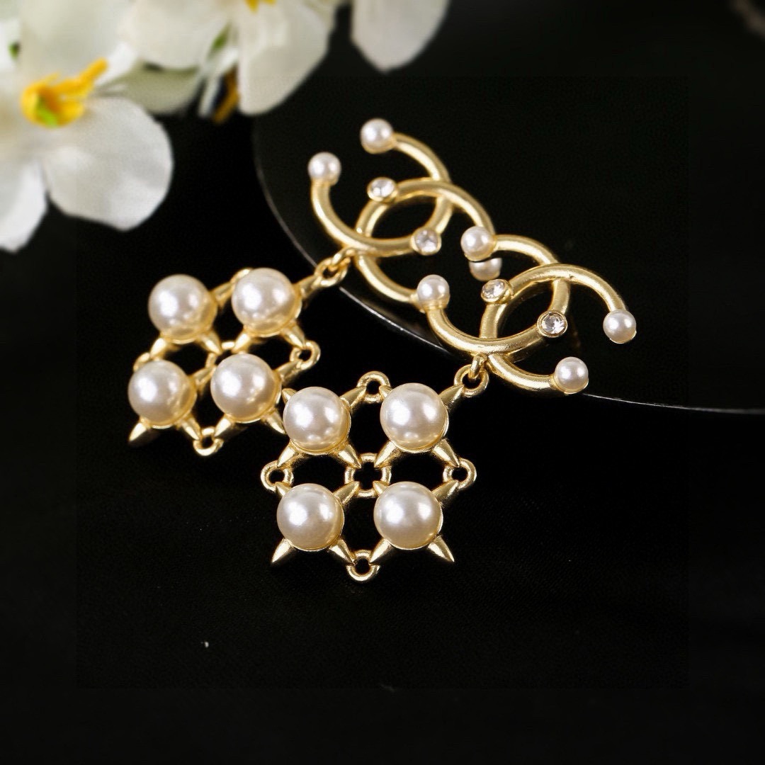 Chanel CC Logo Pearl Star Drop Earrings earrings gold-tone metal white faux pearls clear crystal accents 3 2cm drop length