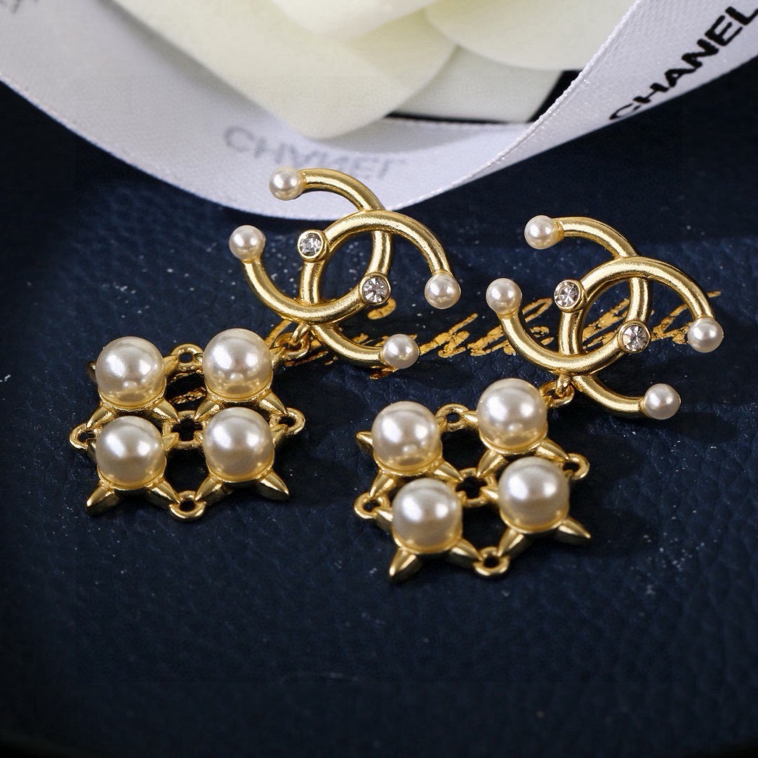 Chanel CC Logo Pearl Star Drop Earrings earrings gold-tone metal white faux pearls clear crystal accents 3 2cm drop length