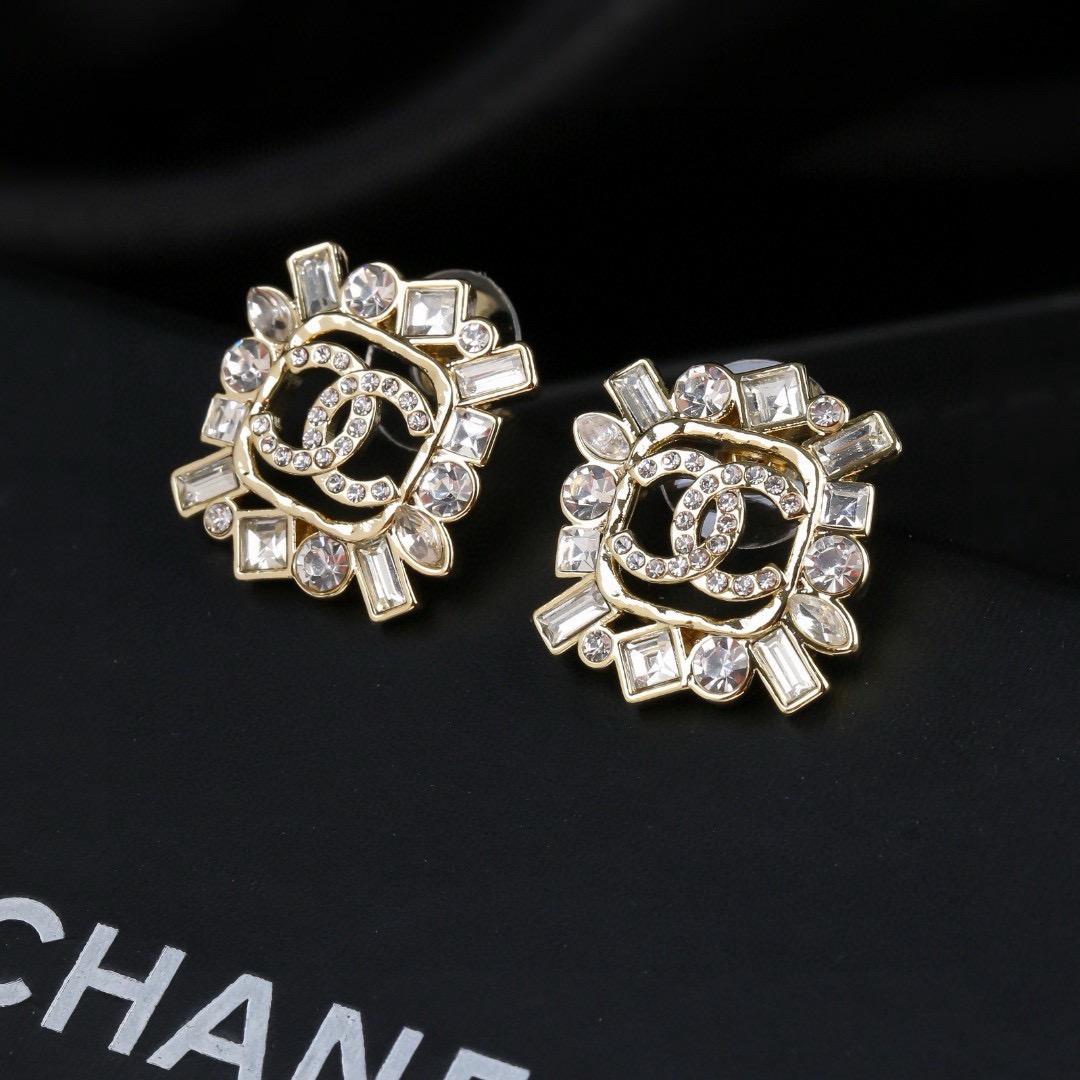 Chanel CC Logo Multi-Cut Crystal Stud Earrings earrings gold-tone metal with clear faceted crystals 1 8cm diameter per earring