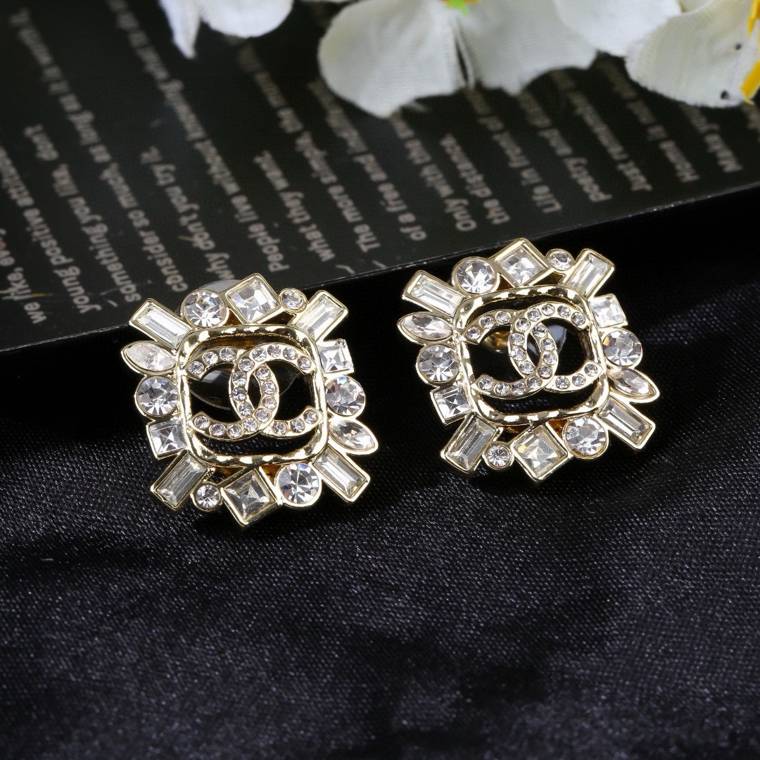 Chanel CC Logo Multi-Cut Crystal Stud Earrings earrings gold-tone metal with clear faceted crystals 1 8cm diameter per earring