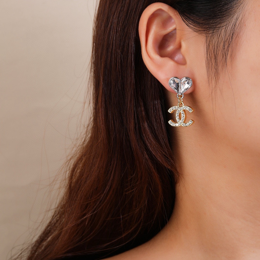 Chanel CC Heart Crystal Drop earrings Two-tone gold and silver metal with clear faceted crystals 2 2cm drop length