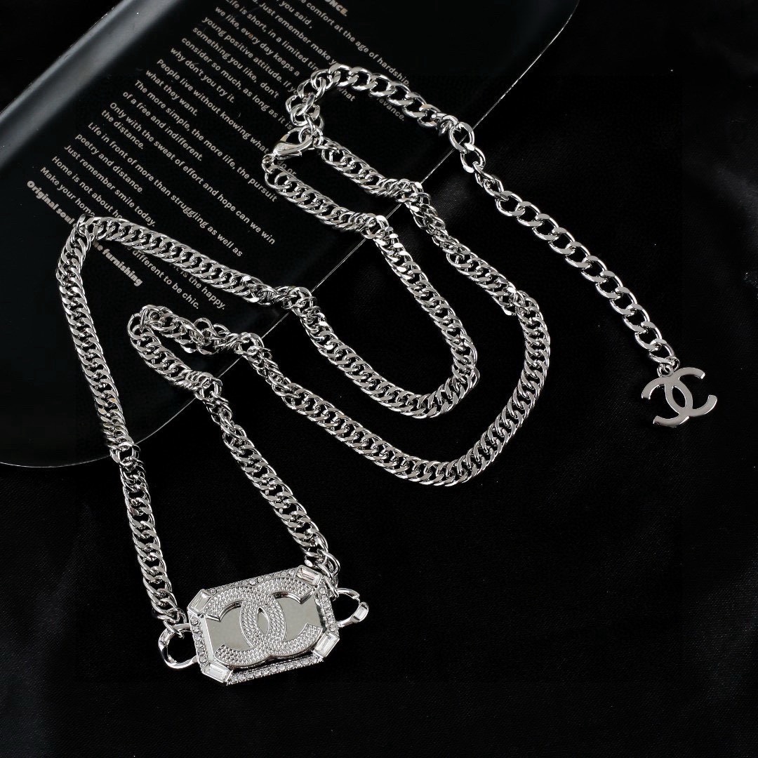 Chanel CC Crystal Embellished Rectangular Chain Belt Necklace necklace Silver-toned metal with clear crystal accents 80cm