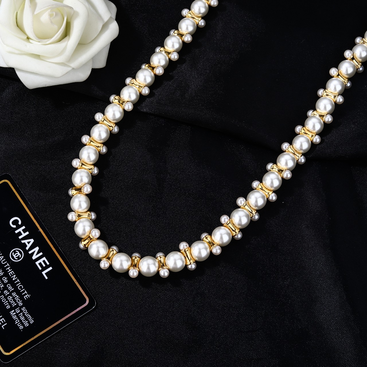 Chanel CC Logo Pearl Chain necklace gold tone metal white faux pearl 42cm with 7cm extender